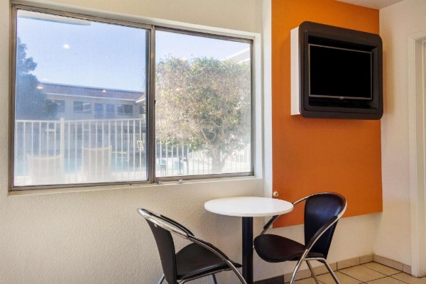 Motel 6-Mojave, CA - Airport image 23